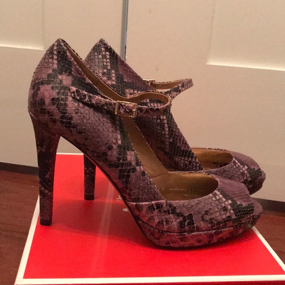 NWT Coach peep toe platform heels - Picture 2 of 7